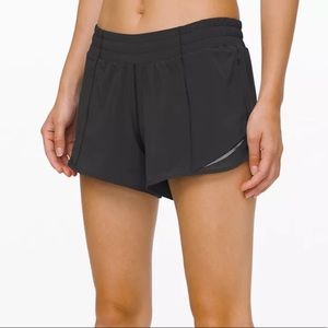 Hotty hot lululemon shorts 4”